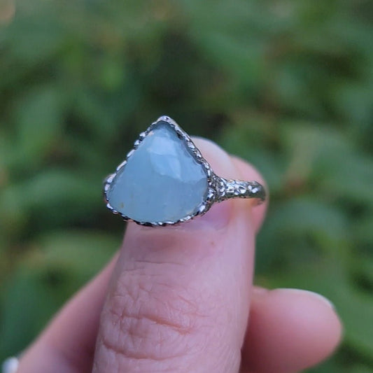 An Adjustable Solitaire Ring Made of Raw Aquamarine Silver
