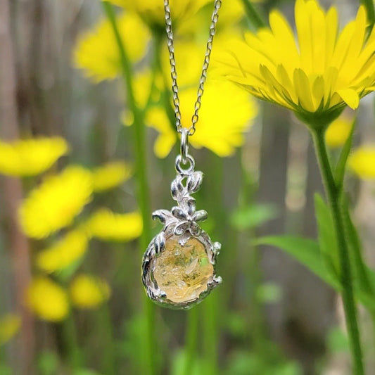 garden setting silver flower and citrine pendant necklace