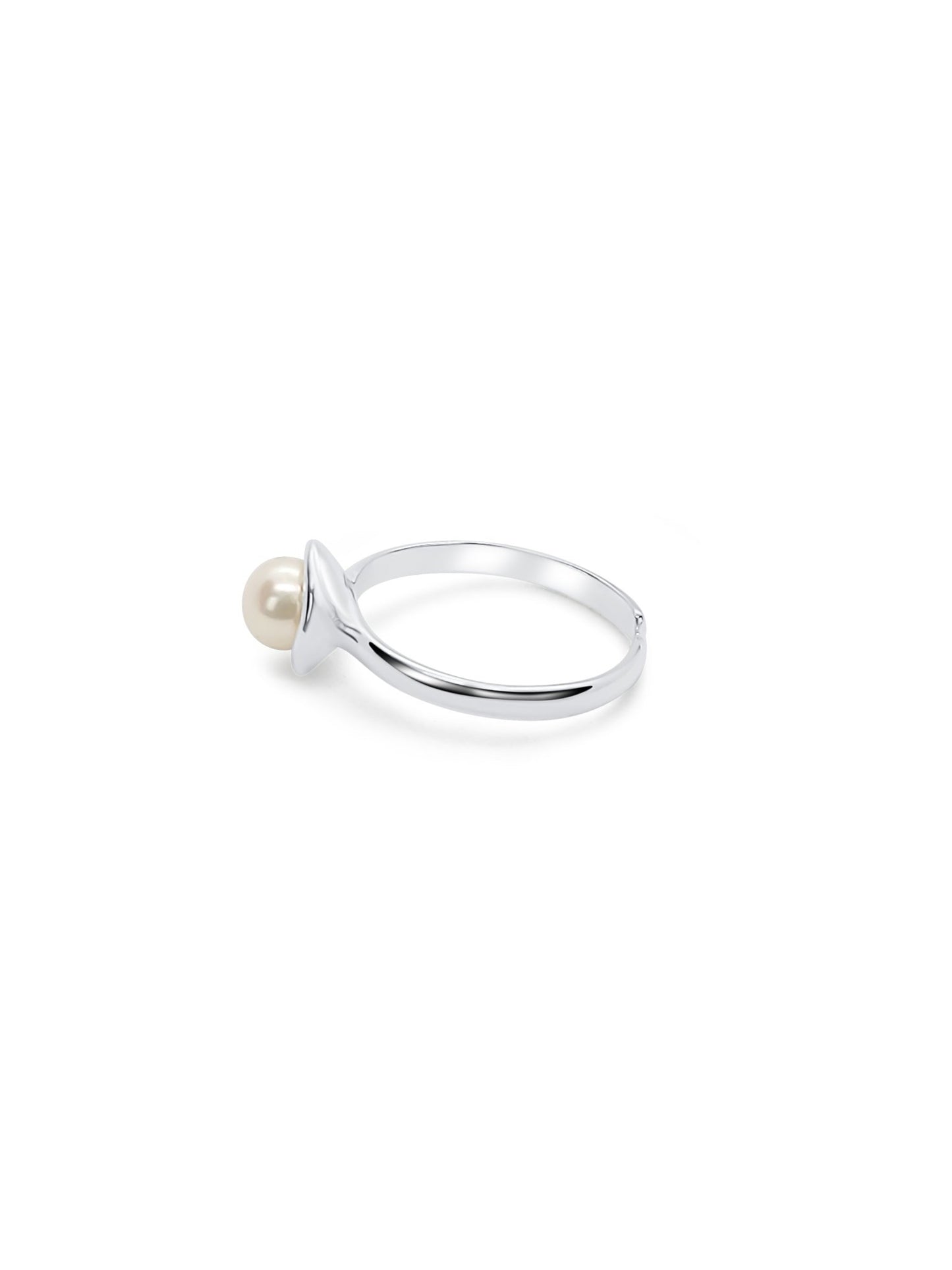 Margot Freshwater Pearl Ring side view 2