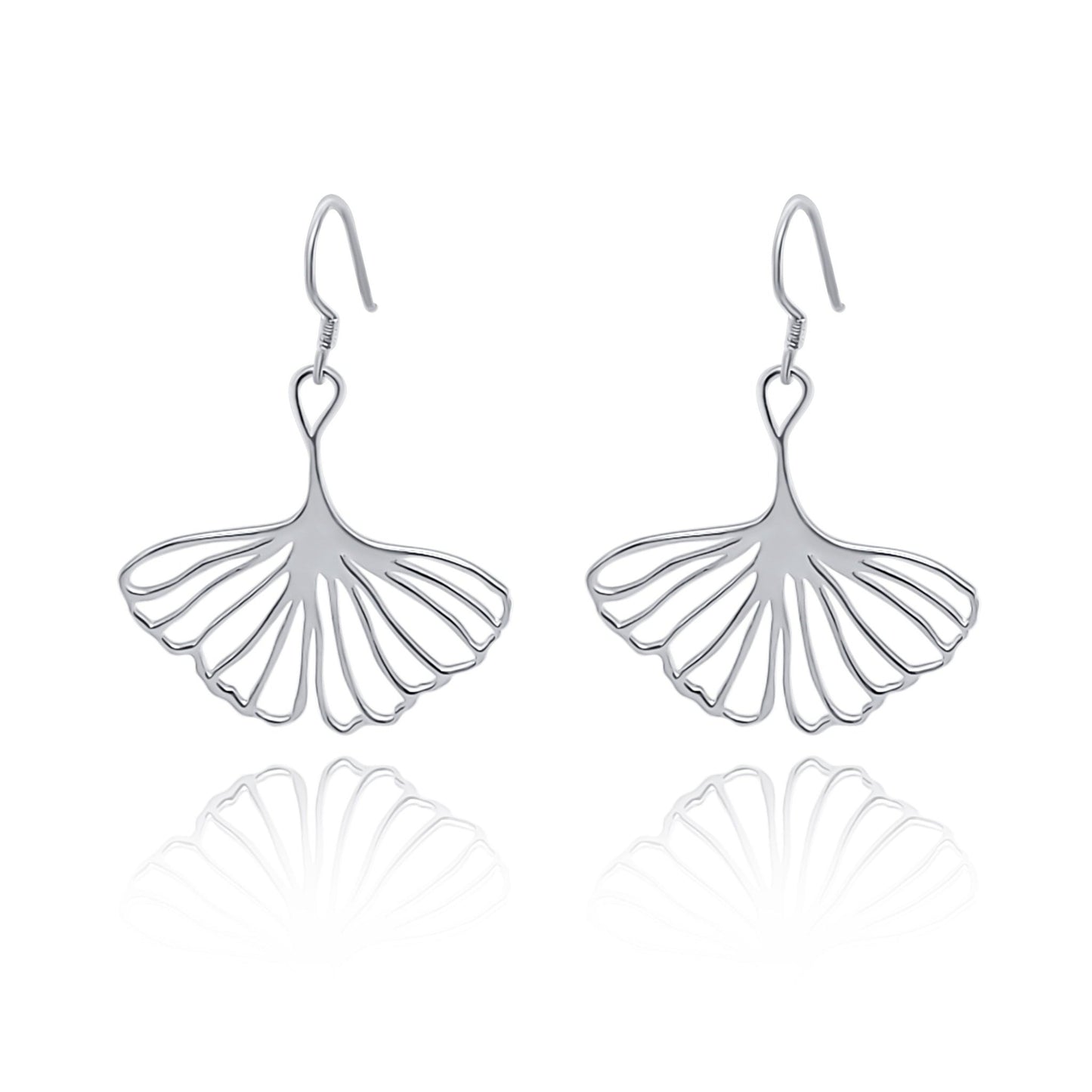 Nanahana Silver Ginkgo Lear dangle earrings. statement earrings