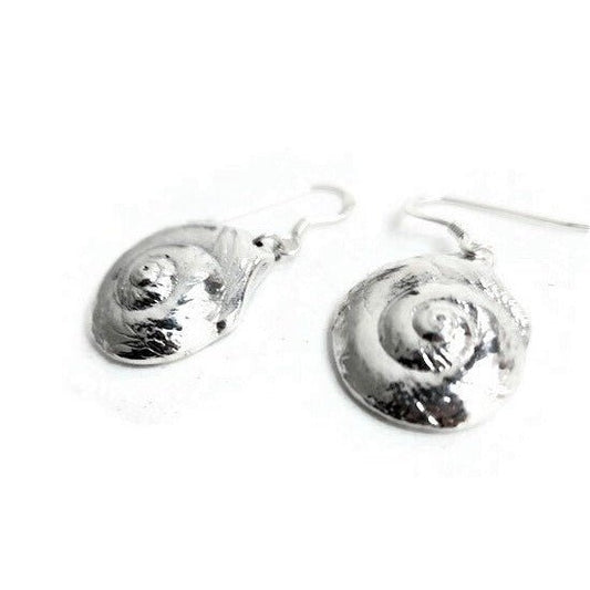 <img src="//www.joiedesigns.ca/cdn/shop/products/luna-earrings-963414.jpg?v=1669765347&width=1946" alt="sterling silver" srcset="//www.joiedesigns.ca/cdn/shop/products/luna-earrings-963414.jpg?v=1669765347&width=246 246w, //www.joiedesigns.ca/cdn/shop/products/luna-earrings-963414.jpg?v=1669765347&width=493 493w, //www.joiedesigns.ca/cdn/shop/products/luna-earrings-963414.jpg?v=1669765347&width=600 600w, //www.joiedesigns.ca/cdn/shop/products/luna-earrings-963414.jpg?v=1669765347&width=7