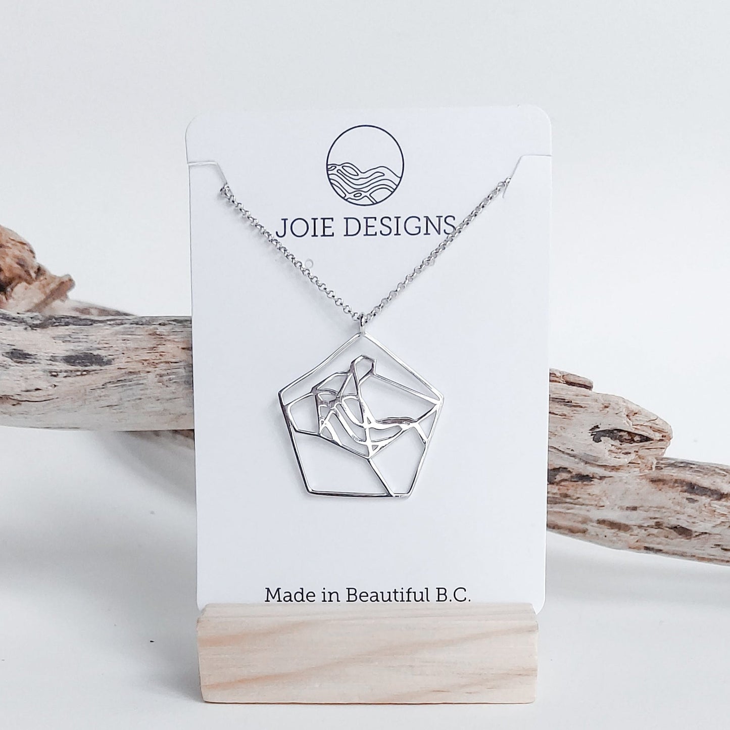 spirit-bear-necklace
