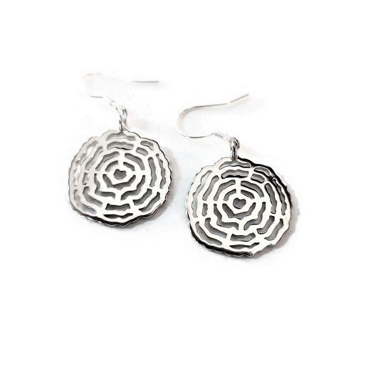925 sterling silver vita tree rings design with center heart earrings on white background