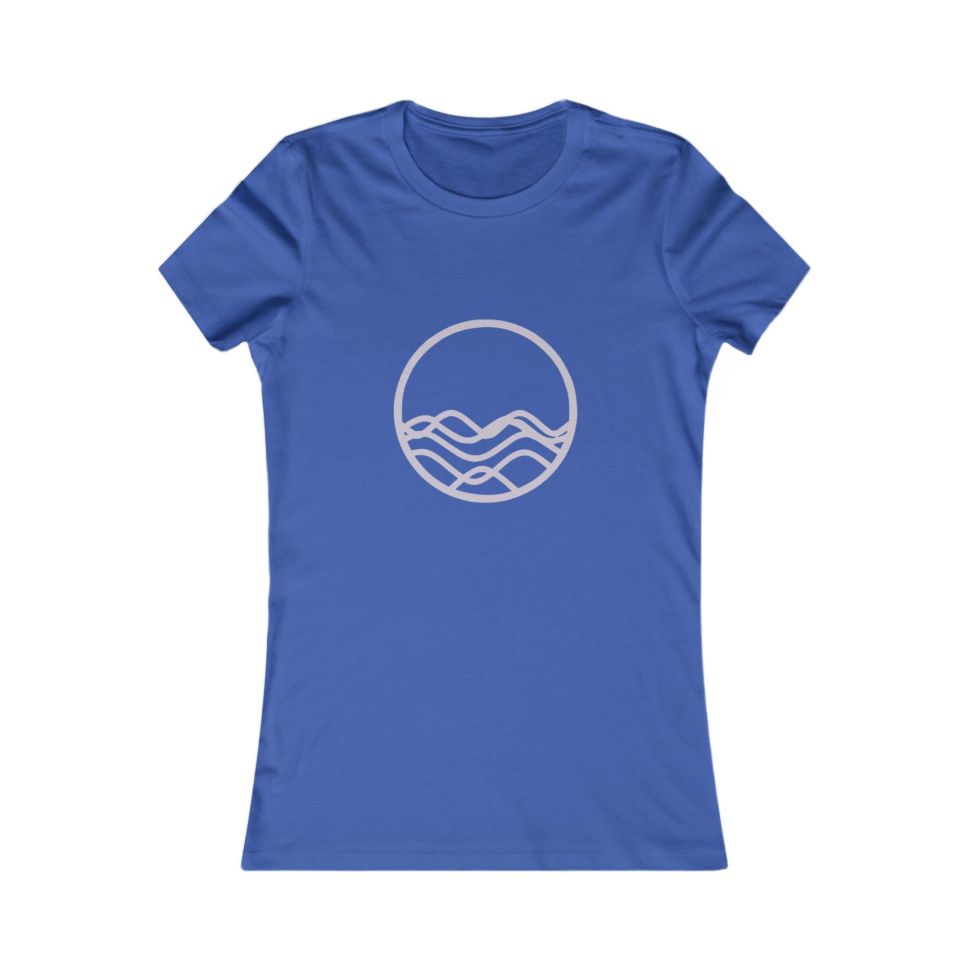 Serene Waves Women's Tee - Perfect for Relaxed Days and Beach Outings