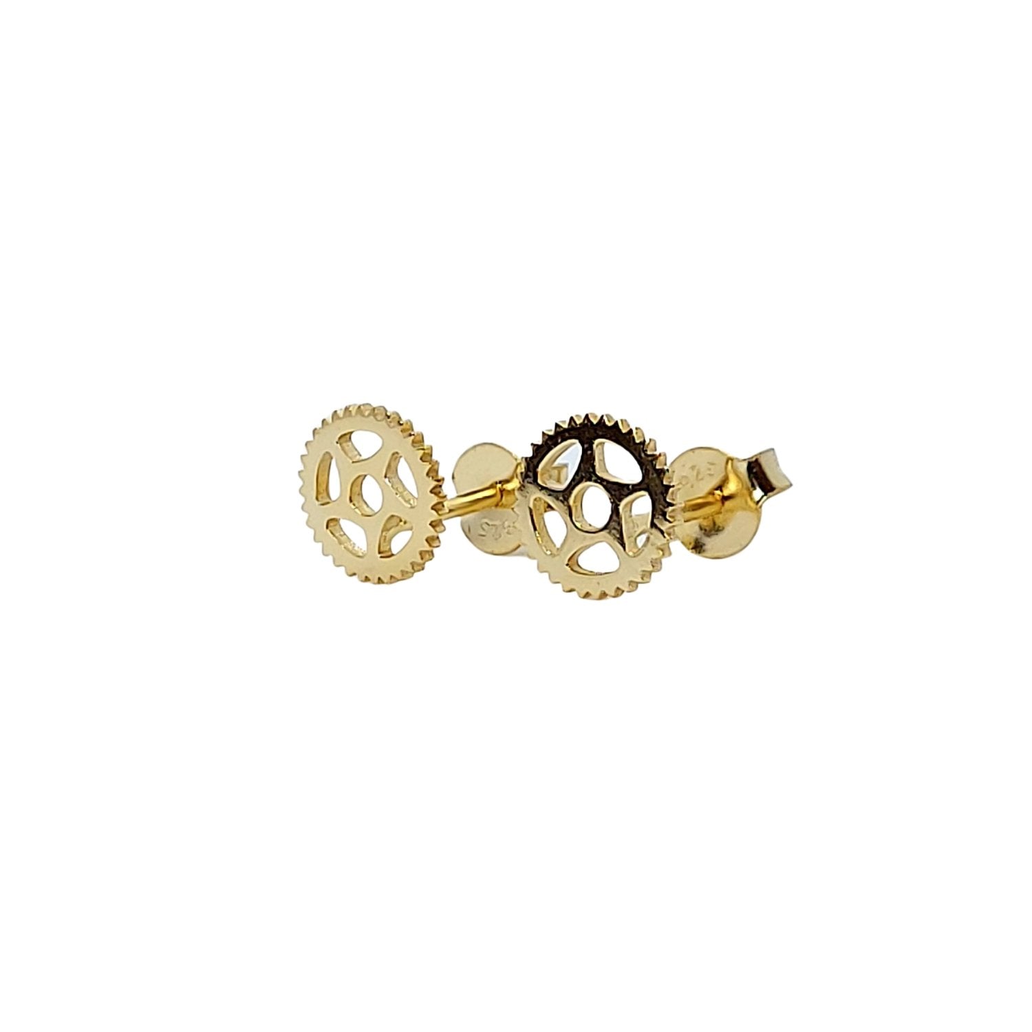18k yellow gold bike chain ring stud earrings with white background